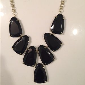 Kendra Scott Harlow statement necklace